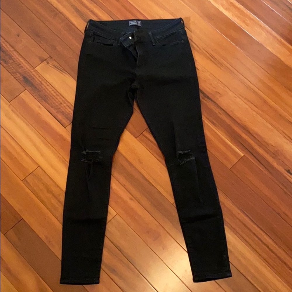 Black Skinny Jeans